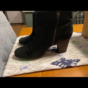 Cole Haan black leather booties shirt 10.5